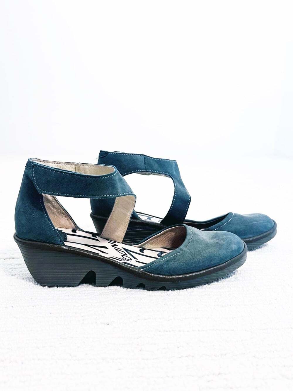 FLY LONDON Piat Size 38 Teal Wedge Shoe Nubuck Lagenlook Bohemian Comfort Edgy